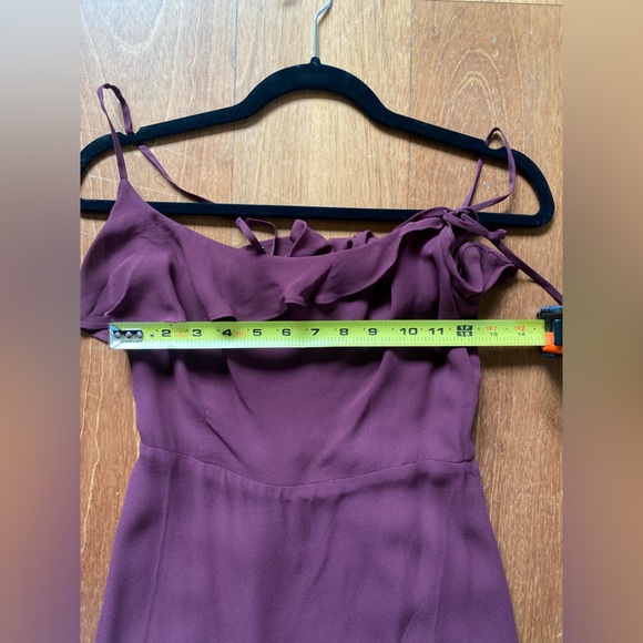 Reformation Liana asymmetrical dress in prune. Size 0 - Picture 3 of 8
